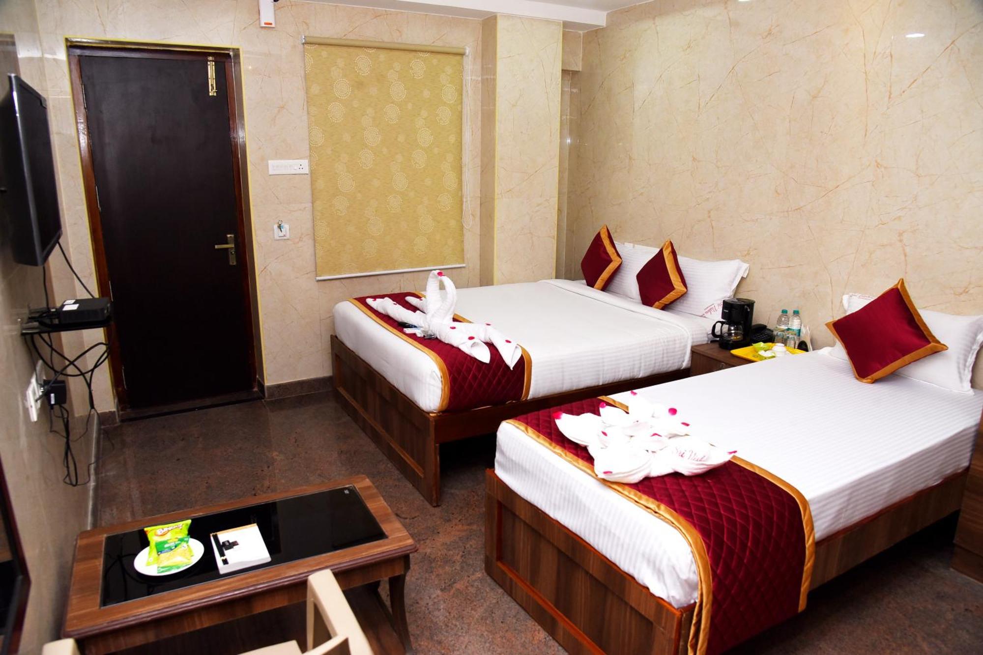ホテル Sri Vishnu Residency Sriperumbudur エクステリア 写真